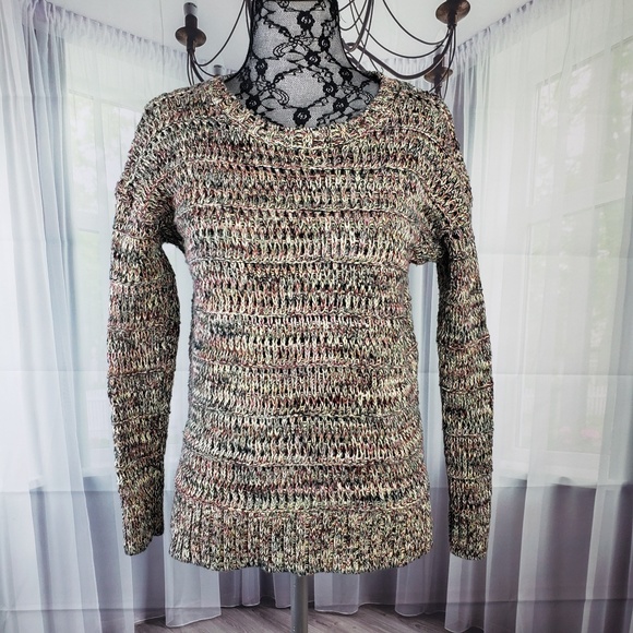 oysho Sweaters - Oysho Green Red Sweater VS16☮️